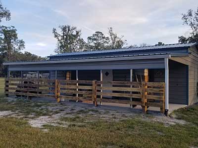 2 Stall Barn and Tackroom (Stalls)